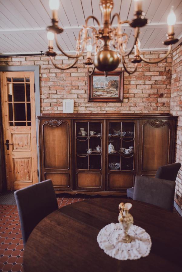 Saha Kluba Apartamenti Kuldīga Extérieur photo